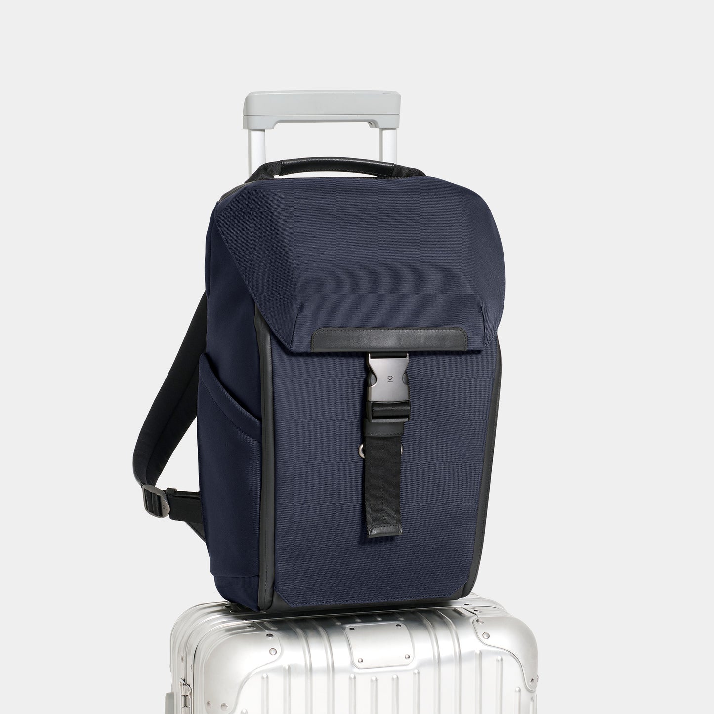 Capstone Backpack - Navy