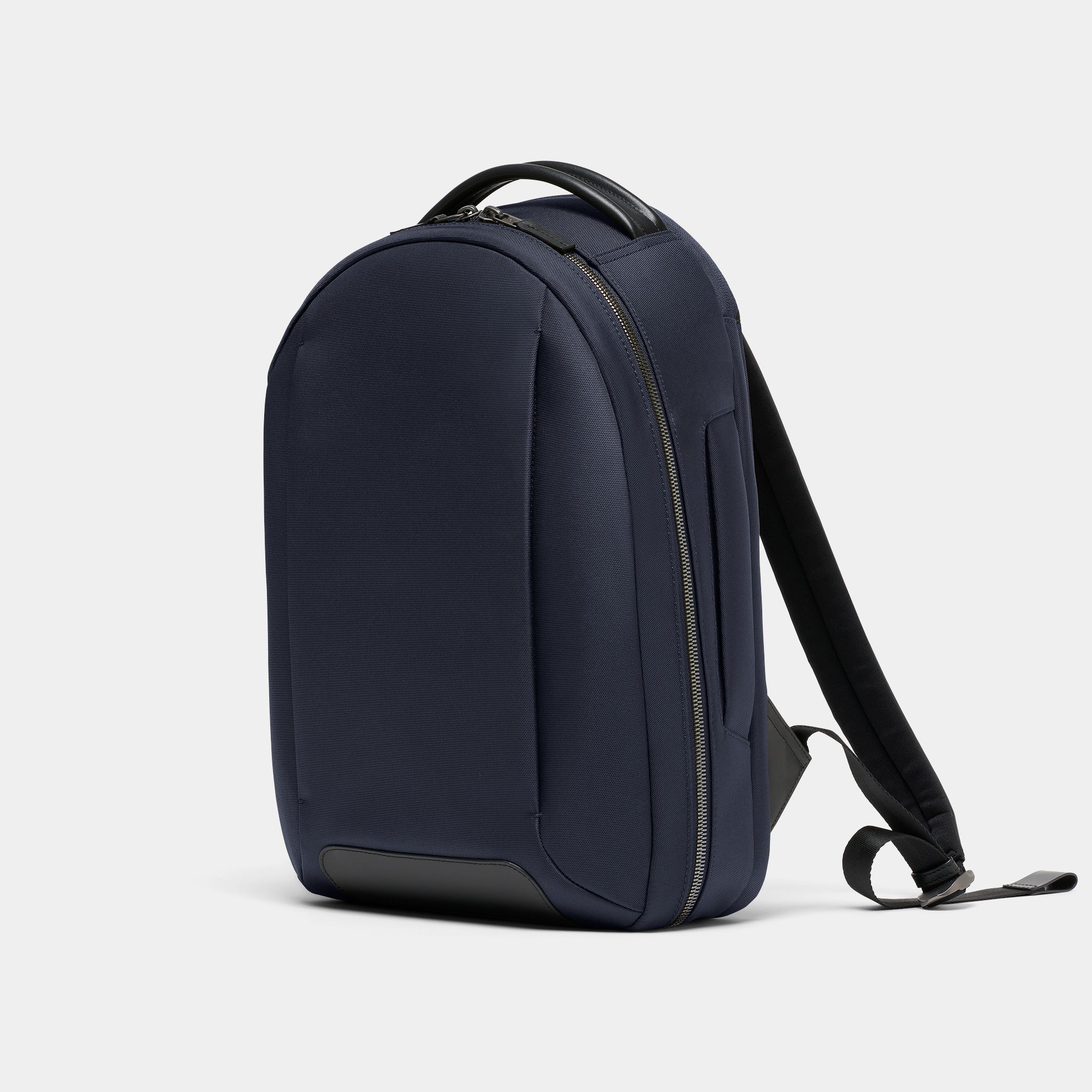 Crosby Backpack - Navy | Stuart & Lau