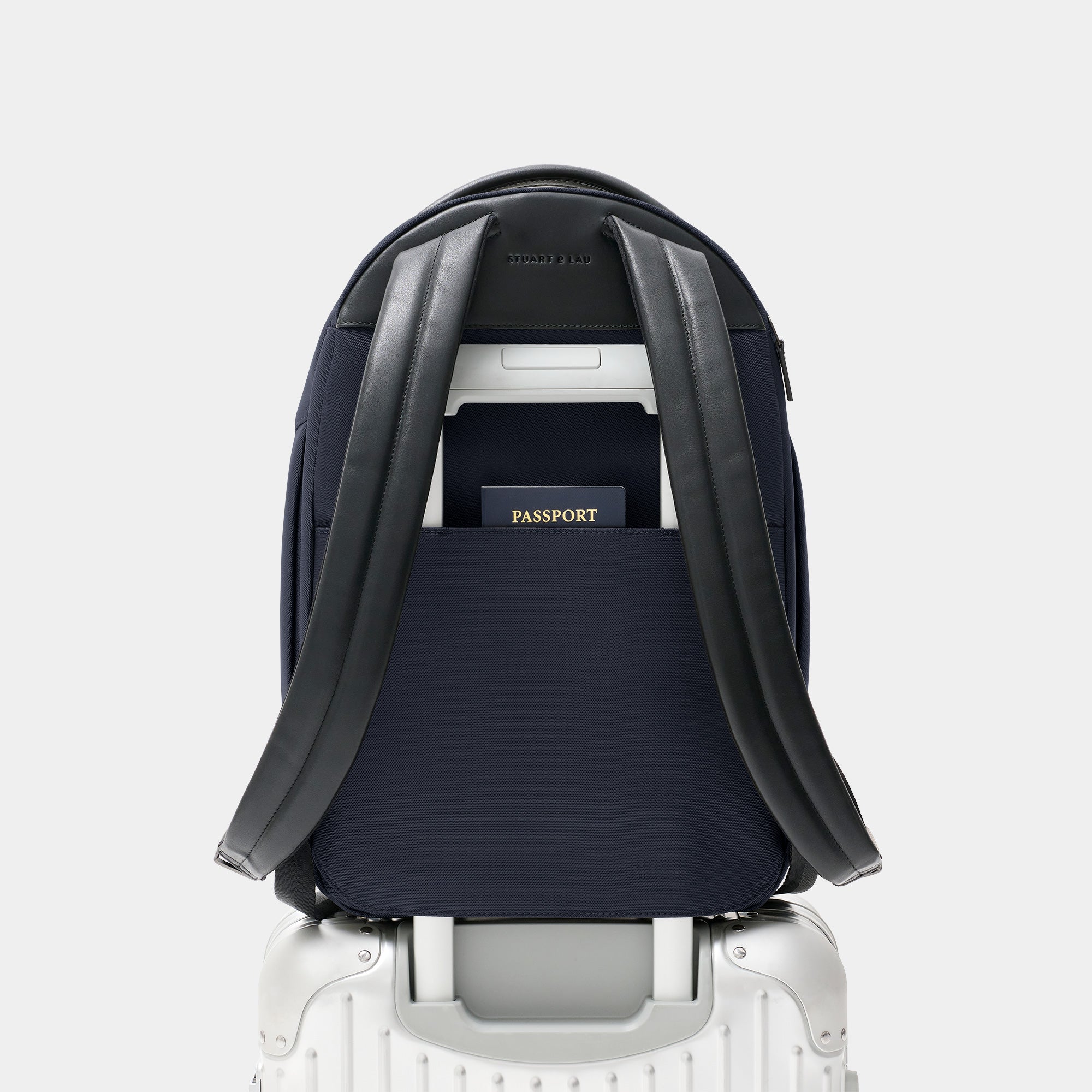 バッグ kwikie backpack navy Crosby Backpack - Navy | Stuart & Lau