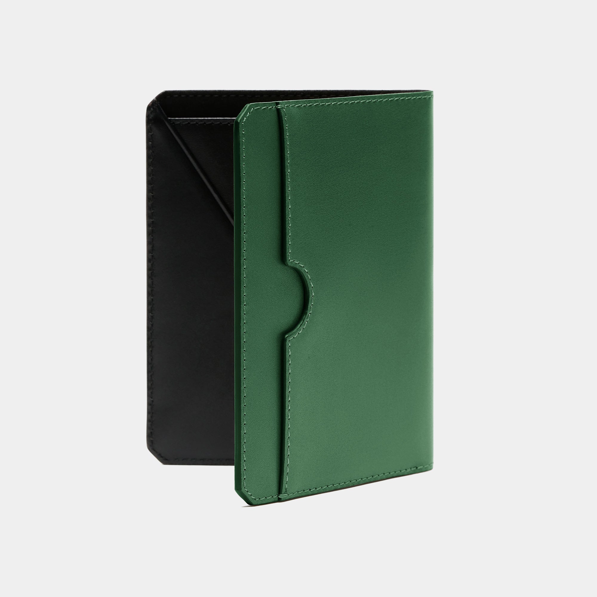 Leather Passport Wallet, RFID – Evergreen | Stuart & Lau